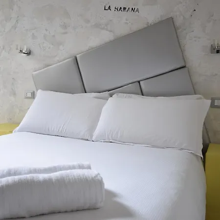 Habana's Design לינה וארוחת בוקר 4*