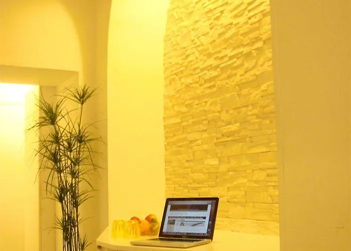 לינה וארוחת בוקר Habana's Design