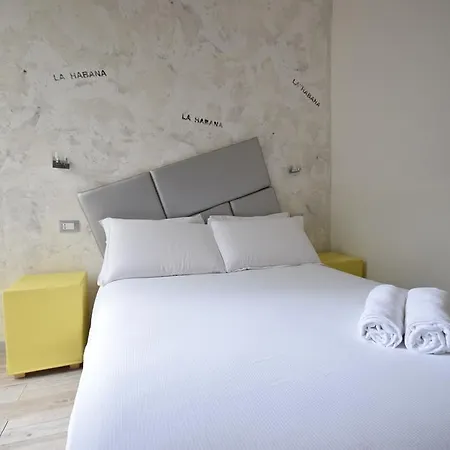 Nocleg ze śniadaniem Habana's Design - Warm & Comfortable Near Termini Rzym