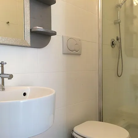 Everroma לינה וארוחת בוקר רומא