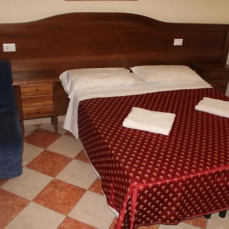 Habana's Design - Warm & Comfortable Near Termini 4*