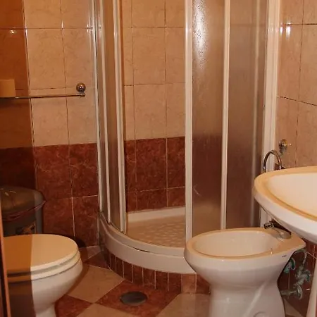 Habana's Design - Warm & Comfortable Near Termini Nocleg ze śniadaniem 4*